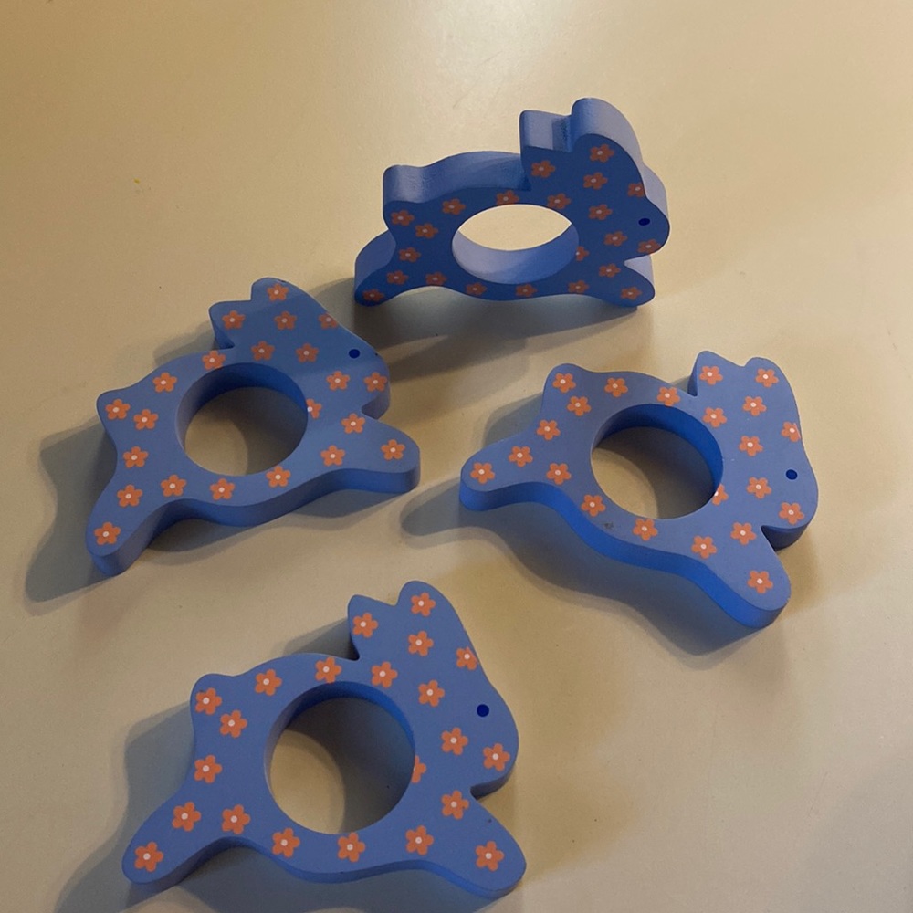Vintage Avon Bunny Napkin Rings
